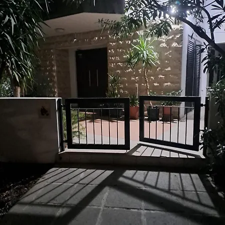 St. Lazaros Seaside * Lárnaca